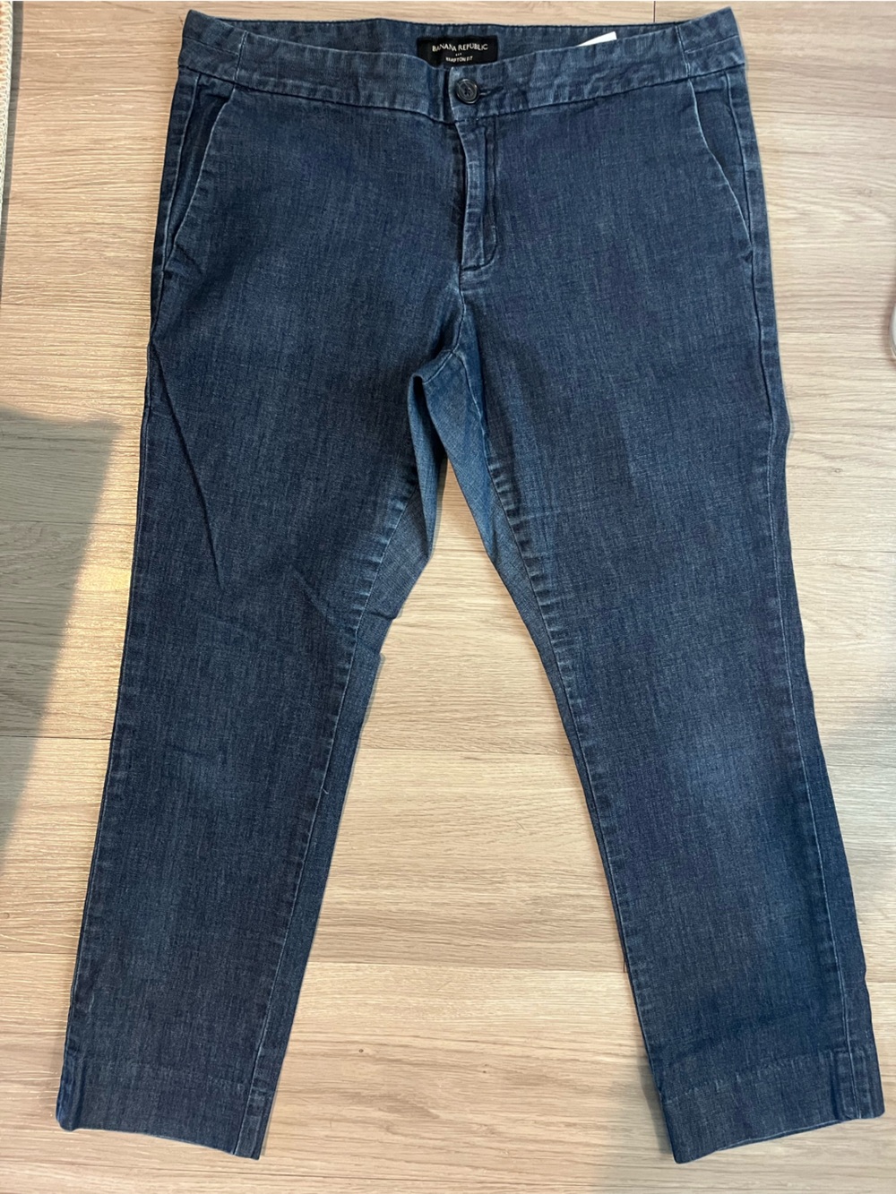 Banana Republic Women’s Skinny Jeans in Dark Indigo